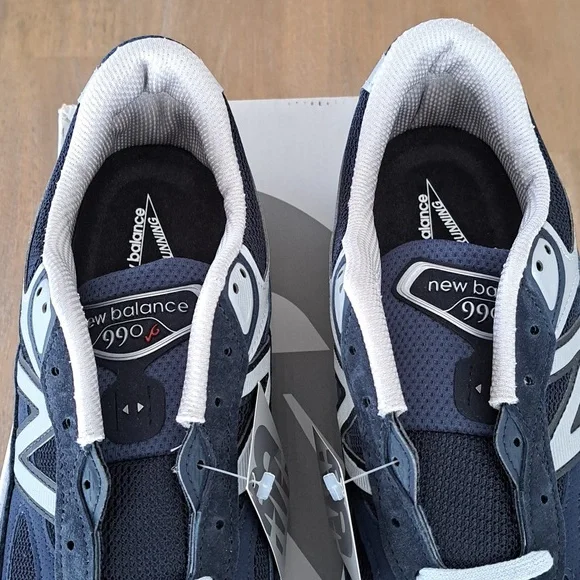New Balance Made in USA 990v6 Running Shoe - Color: Navy/White - Size: Men 10.5 - Picture 3 of 10